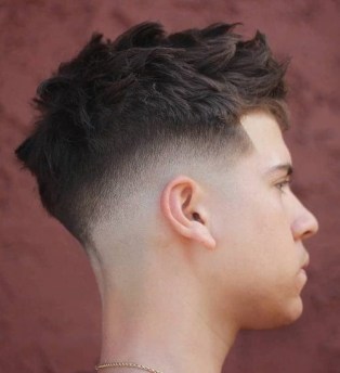 31 Splendid Hairstyles Ideas For Men To Look More Handsome