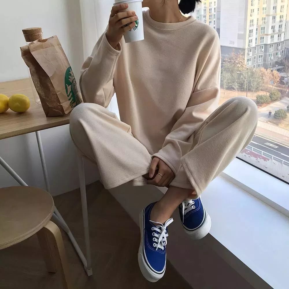 奶奶裤+短上衣，开春搭配巨洋气！