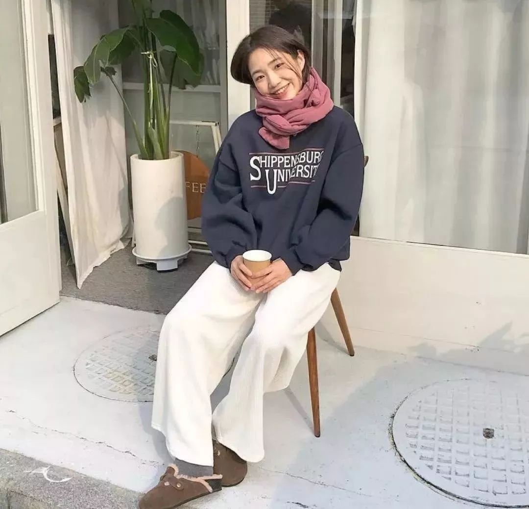 奶奶裤+短上衣，开春搭配巨洋气！